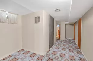 11582 237th St, Elmont, NY 11003 - Photo 26