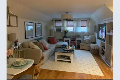 509 Neptune Boulevard, Long Beach, NY 11561 - Photo 2