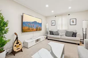 257 Bryant Ave, Floral Park, NY 11001 - Photo 4