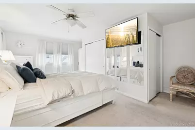 257 Bryant Avenue, Floral Park, NY 11001 - Photo 14