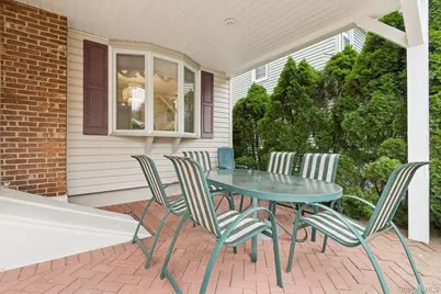 257 Bryant Avenue, Floral Park, NY 11001 - Photo 22