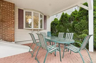 257 Bryant Ave, Floral Park, NY 11001 - Photo 22