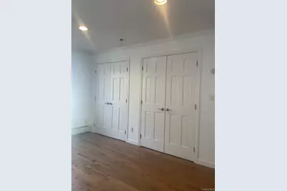 1016 Oaks Drive, Franklin Square, NY 11010 - Photo 8