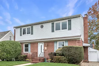 1016 Oaks Drive, Franklin Square, NY 11010 - Photo 1