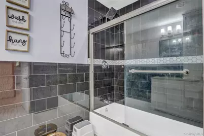 11 W 2nd Street, Deer Park, NY 11729 - Photo 24