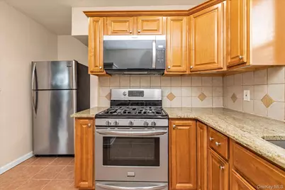 290 Atlantic Avenue #211, East Rockaway, NY 11518 - Photo 6