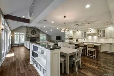 9 Monfort Drive, Huntington, NY 11743 - Photo 10