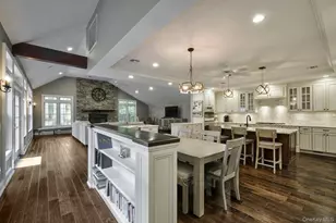 9 Monfort Dr, Huntington, NY 11743 - Photo 10