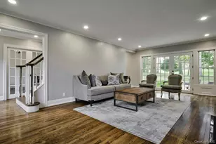 9 Monfort Dr, Huntington, NY 11743 - Photo 6