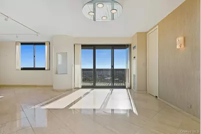 27110 Grand Central Parkway #27W, Floral Park, NY 11005 - Photo 6