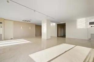 271-10 Grand Central Pkwy, Floral Park, NY 11005 - Photo 4