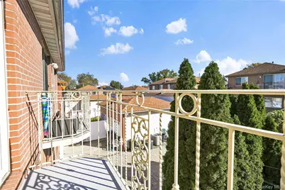 88-20 70th Road, Forest Hills, NY 11375 - Photo 22