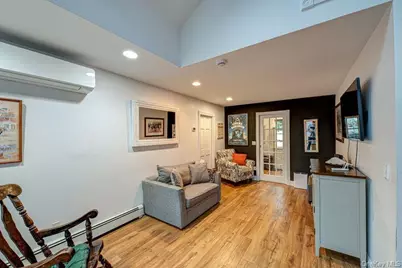 219 Litchfield Avenue, Babylon, NY 11702 - Photo 4