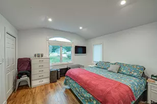 219 Litchfield Ave, Babylon, NY 11702 - Photo 12