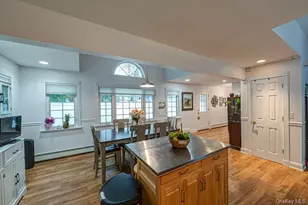 219 Litchfield Ave, Babylon, NY 11702 - Photo 10