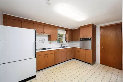 172 Ridge Road, Highland Mills, NY 10930 - Photo 6