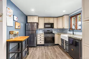 104 Riley Rd, New Windsor, NY 12553 - Photo 8