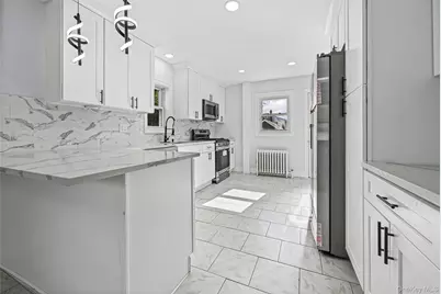 72 Woodside Avenue, Freeport, NY 11520 - Photo 10