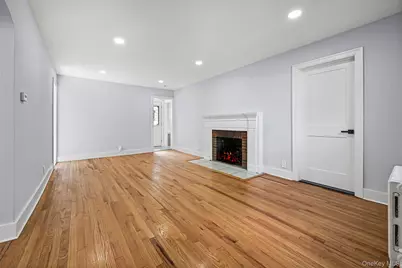 72 Woodside Avenue, Freeport, NY 11520 - Photo 4