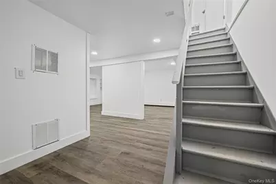 72 Woodside Avenue, Freeport, NY 11520 - Photo 22