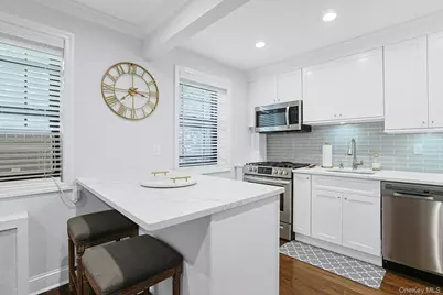 1245 California Road #b23, Eastchester, NY 10709 - Photo 4