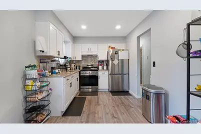 416 Fir Grove Road, Ronkonkoma, NY 11779 - Photo 8