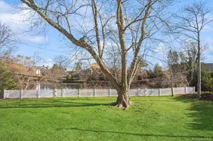 1 S Sutton Pl, Lawrence, NY 11559 - Photo 36