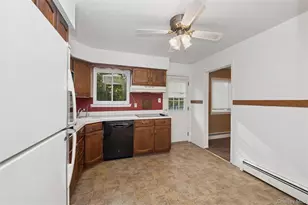 80 Andrew Ave, Islip Terrace, NY 11752 - Photo 6