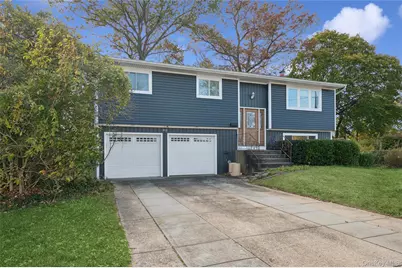 80 Andrew Avenue, Islip Terrace, NY 11752 - Photo 2