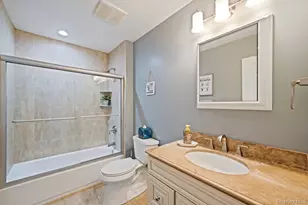 25 Harbor Ct, Copiague, NY 11726 - Photo 22