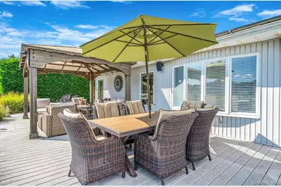 25 Harbor Court, Copiague, NY 11726 - Photo 28