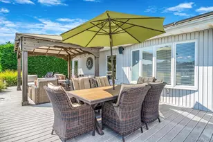 25 Harbor Ct, Copiague, NY 11726 - Photo 28