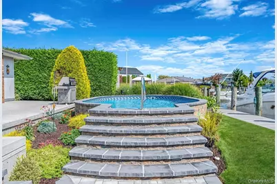 25 Harbor Court, Copiague, NY 11726 - Photo 34
