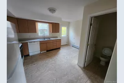 698 South Street #2, Highland, NY 12528 - Photo 8