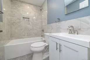 38 Heather Ln, Levittown, NY 11756 - Photo 12