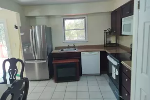 41 Woodbrook Dr, Ridge, NY 11691 - Photo 6