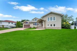 61 Riviera Dr S, Massapequa, NY 11758 - Photo 2