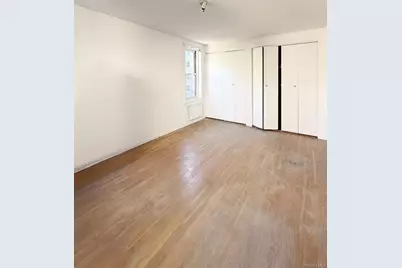 14205 Roosevelt #4, Flushing, NY 11354 - Photo 6