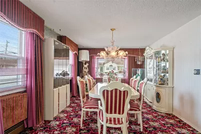 697 N Fulton Avenue, Lindenhurst, NY 11757 - Photo 10