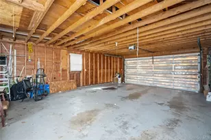 697 N Fulton Ave, Lindenhurst, NY 11757 - Photo 44