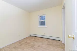 86 Stuyvesant Ave, Mastic, NY 11950 - Photo 18