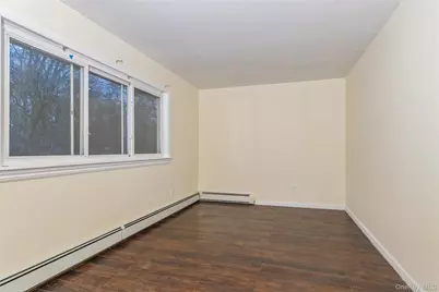 86 Stuyvesant Avenue, Mastic, NY 11950 - Photo 10