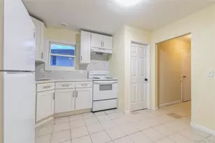 86 Stuyvesant Ave, Mastic, NY 11950 - Photo 12