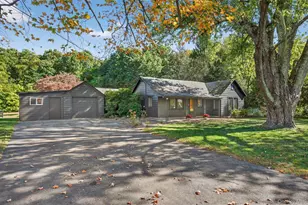 718 Springtown Rd, Tillson, NY 12486 - Photo 2