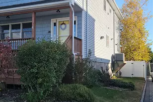 26 Mitchell Ave, Babylon, NY 11702 - Photo 4