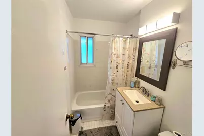 111 Edmunton Drive #G4, North Babylon, NY 11703 - Photo 8