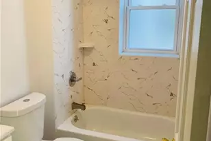 451 S Tenth Ave, Mount Vernon, NY 10550 - Photo 12