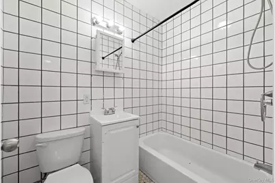 2037 Radcliff Avenue, Bronx, NY 10462 - Photo 10