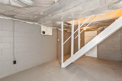 860 Flanders Road, Flanders, NY 11901 - Photo 26