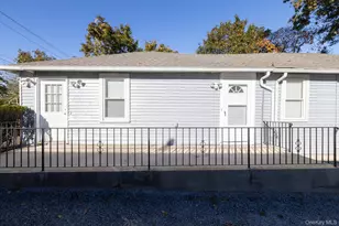 860 Flanders Rd, Flanders, NY 11901 - Photo 10